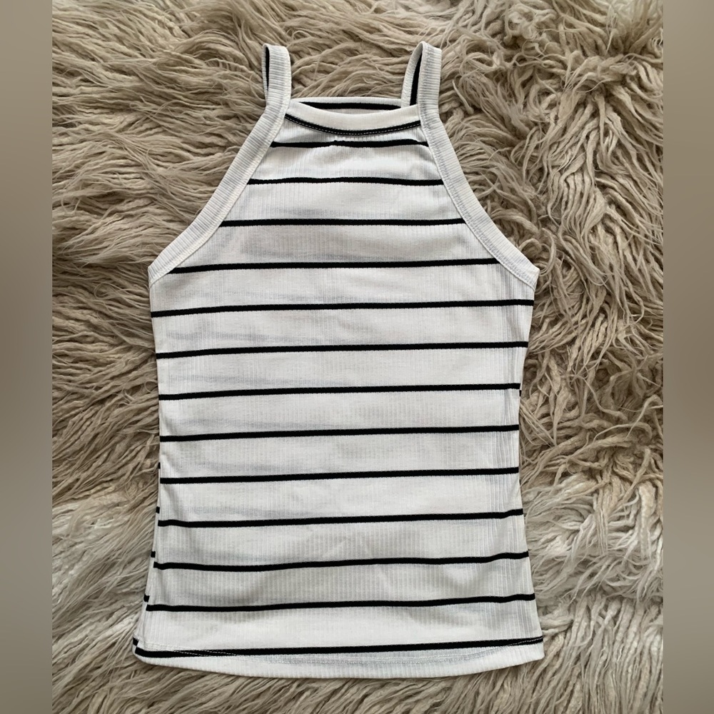 SHEIN Rib-knit Striped Halter - Picture 2 of 4